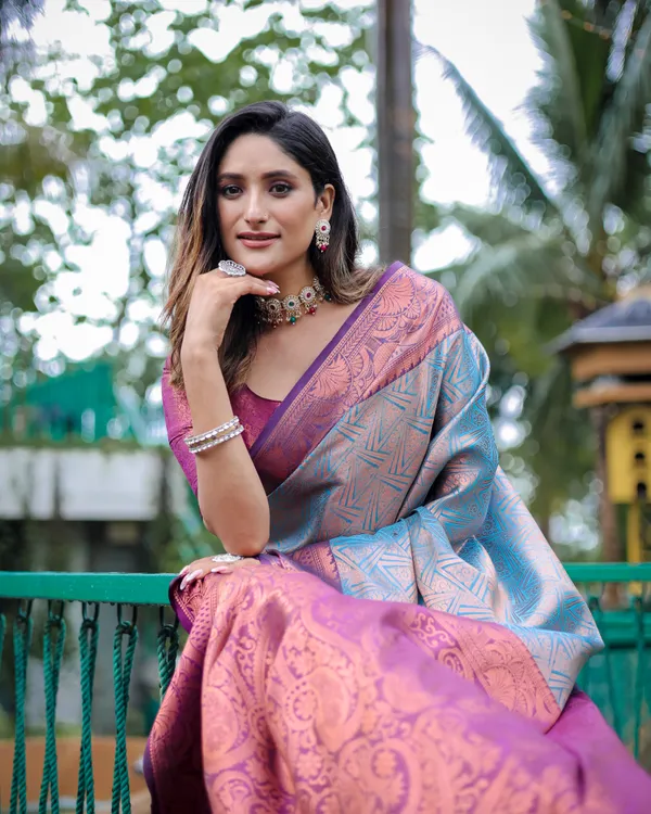 Sea_Blue_Kanjivaram_Silk_Saree_With_Copper_Zari_Work_With_Blouse_Piece_Attached